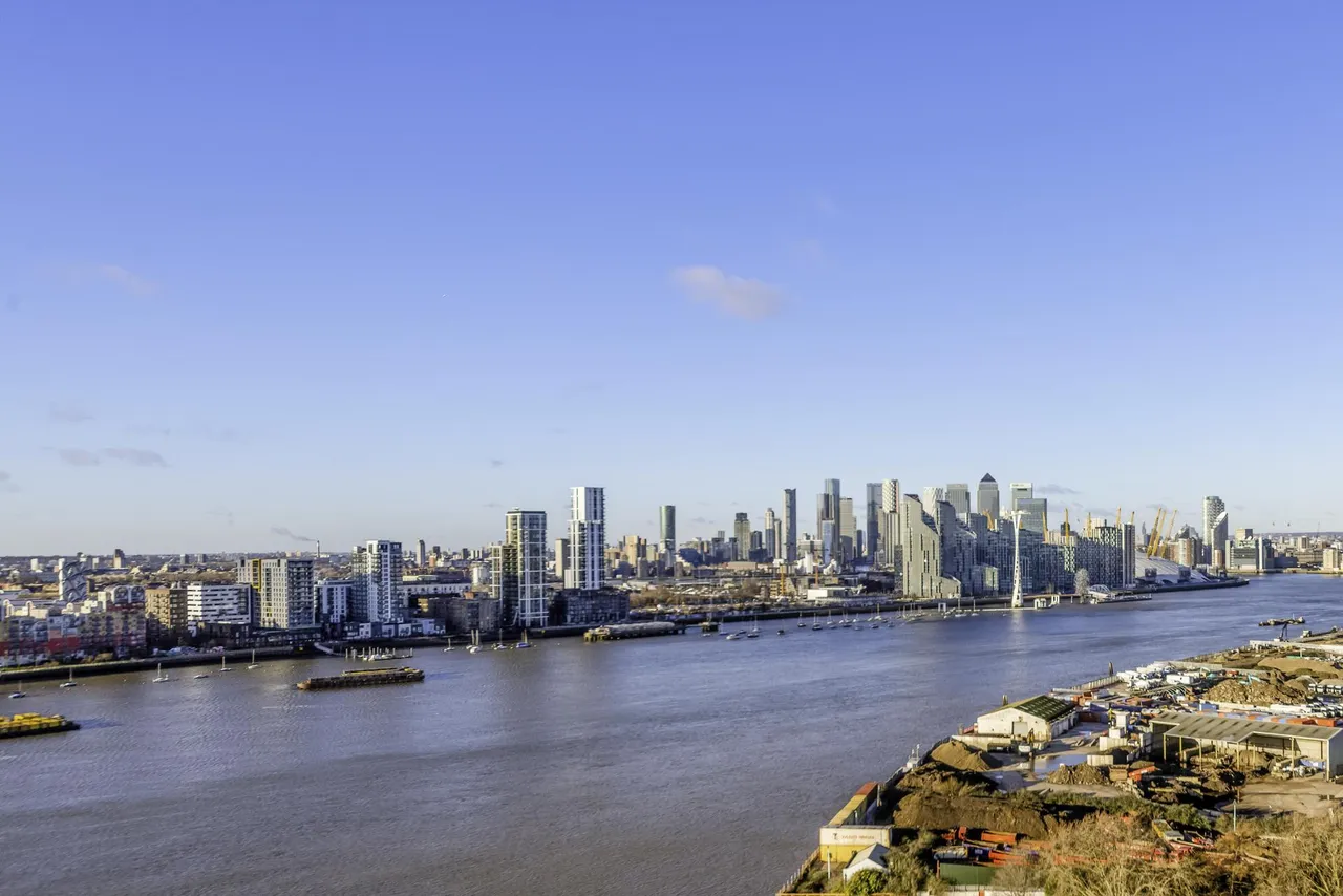 Marco Polo Tower, Royal Wharf, E16, photo 12
