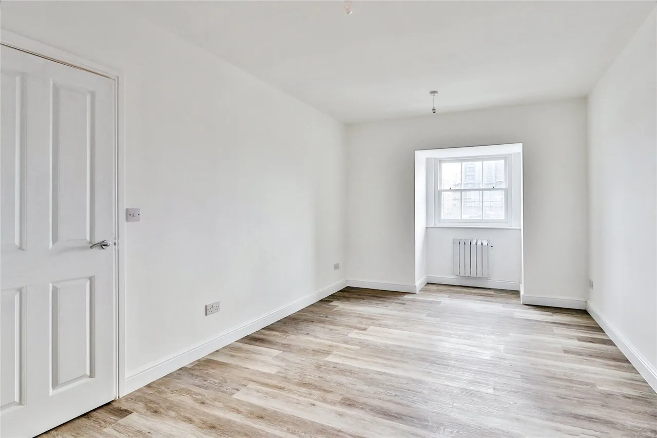 High Street, Poole, BH15, photo 7