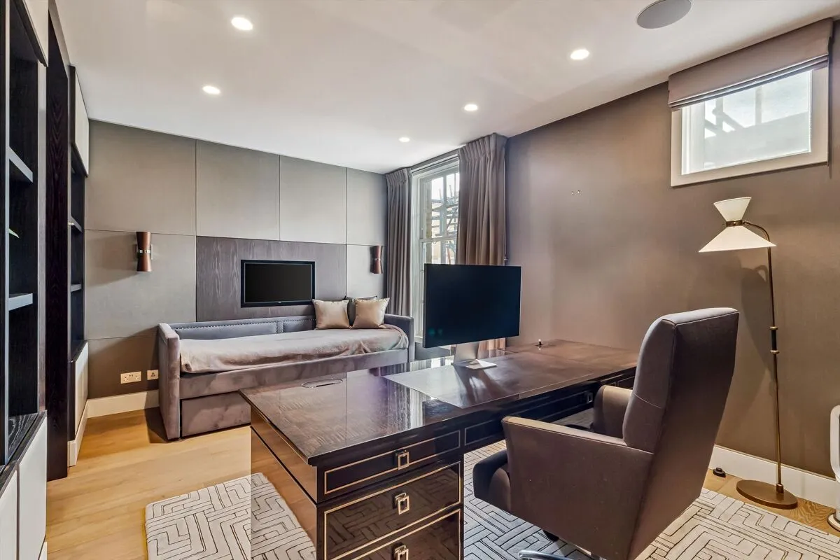 Lindsay Square, London, SW1V, photo 18