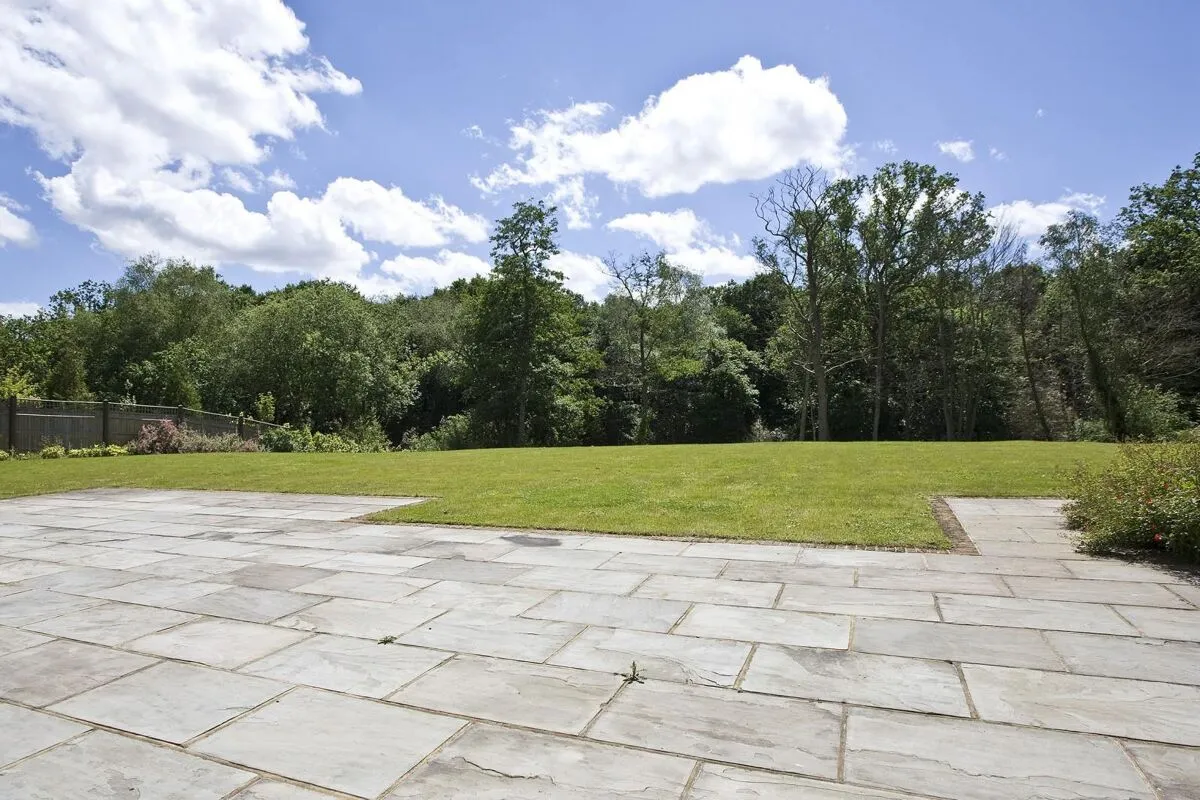 Nuns Walk, Virginia Water, GU25, photo 11