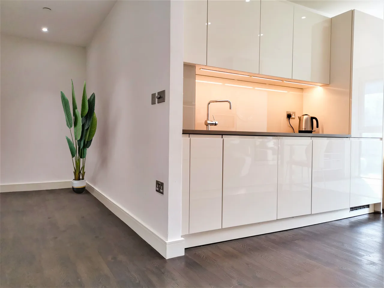 Hebden Place, Nine elms Point, SW8, photo 3