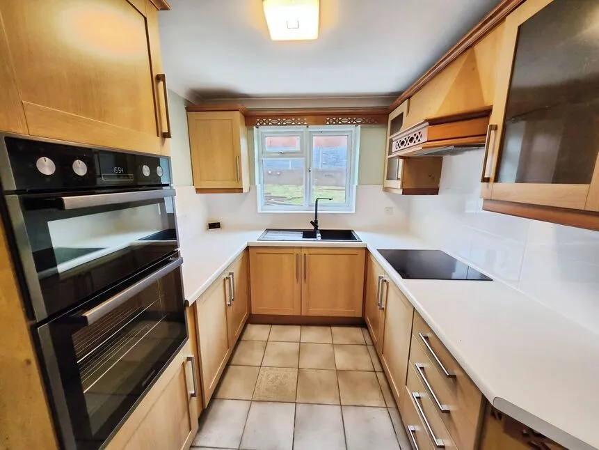Buchan Close, Galley Common, Warwickshire, CV10, photo 4