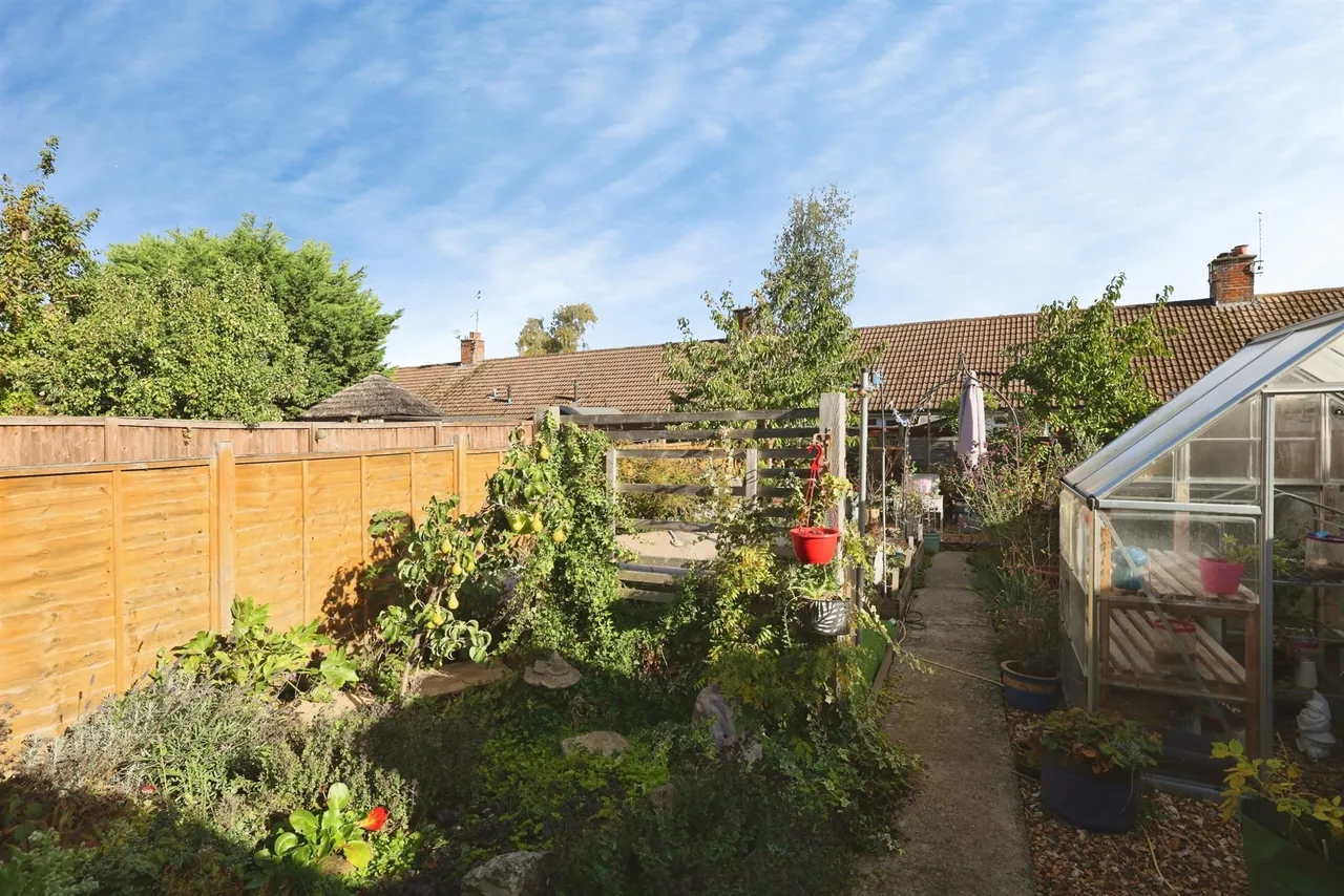 Abberd Way, Calne, SN11, photo 13