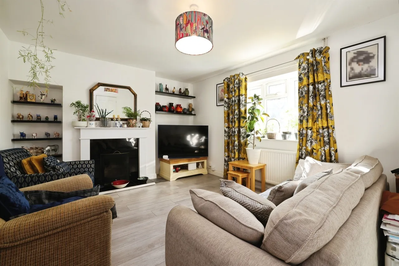 Abberd Way, Calne, SN11, photo 2