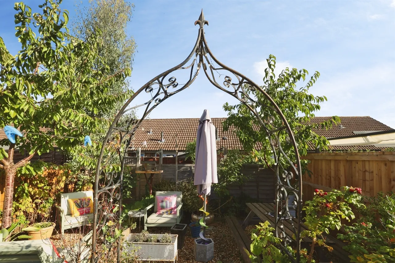 Abberd Way, Calne, SN11, photo 14