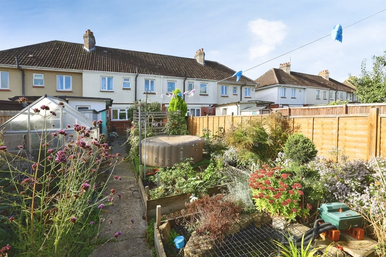 Abberd Way, Calne, SN11, photo 7