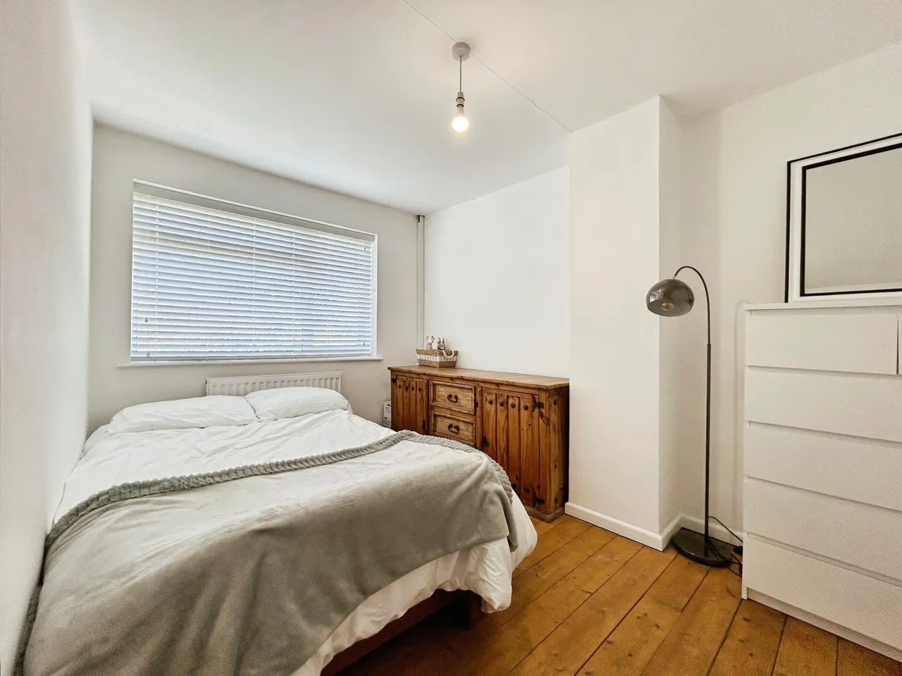 Cheshire Close, Salisbury, SP2, photo 7