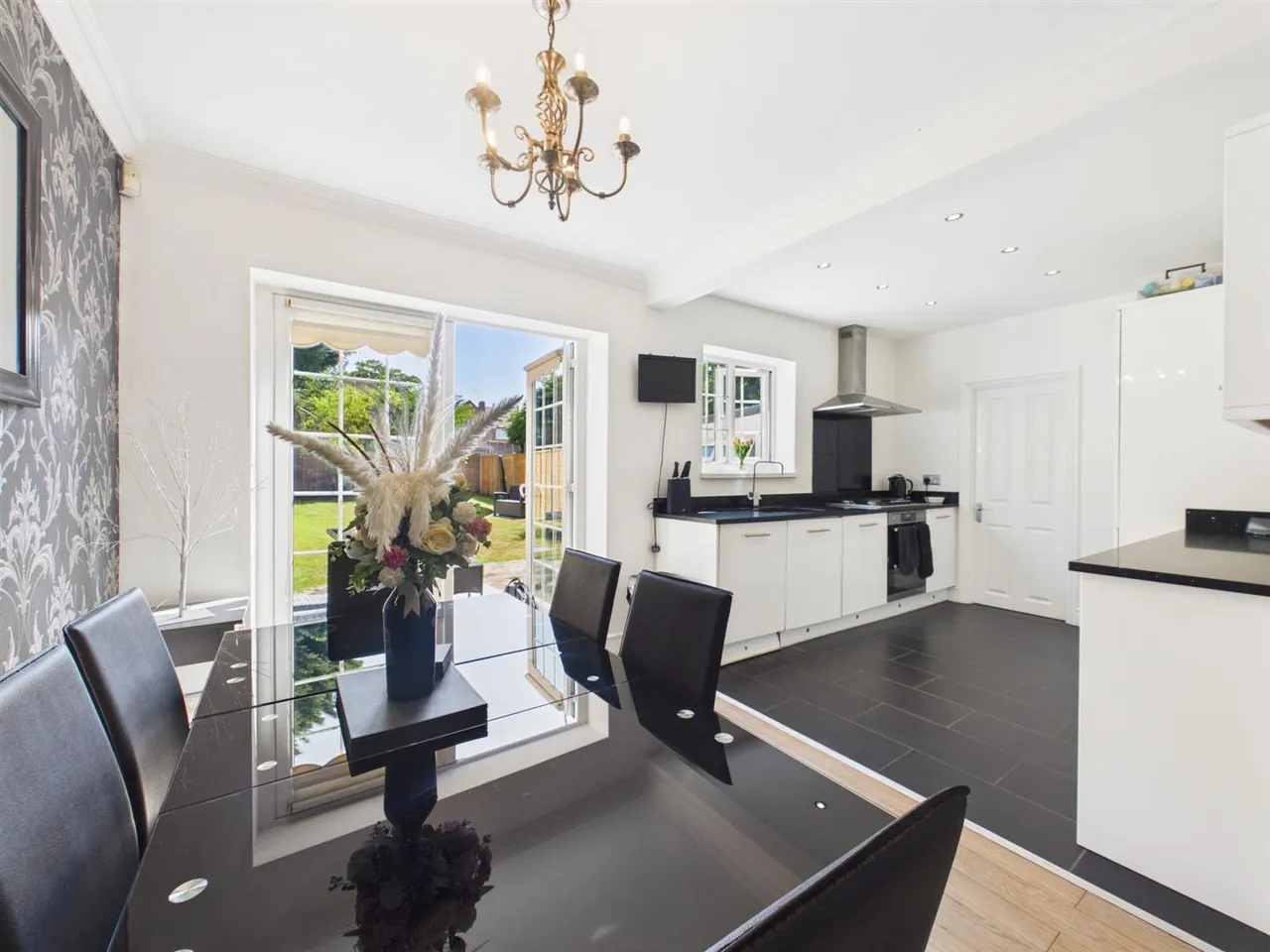 Rufus Close, Ruislip, HA4 0QU, photo 2