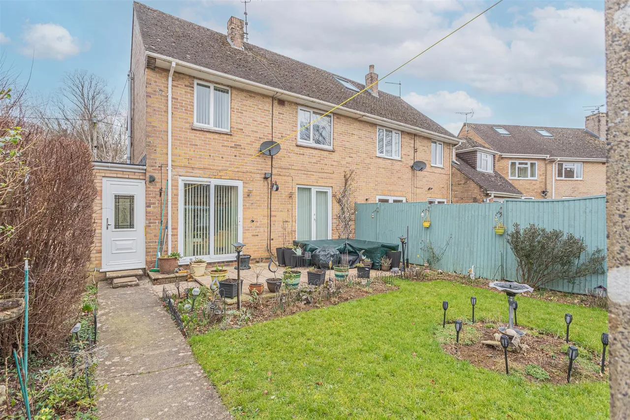 Woodlea, Colerne, SN14, photo 18