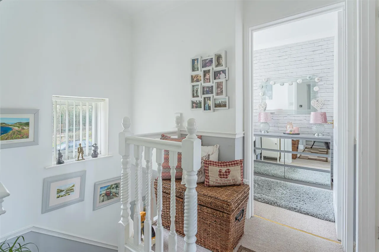 Woodlea, Colerne, SN14, photo 8