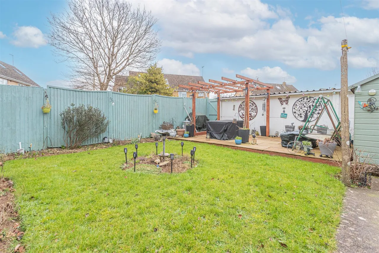 Woodlea, Colerne, SN14, photo 16