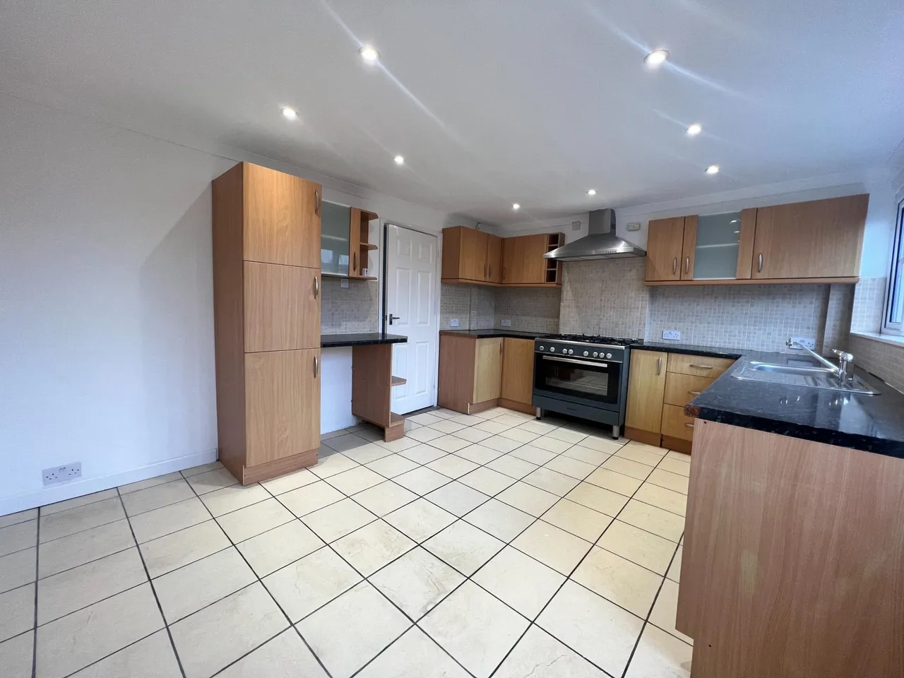 Northcourt Close, Rustington, BN16, photo 3