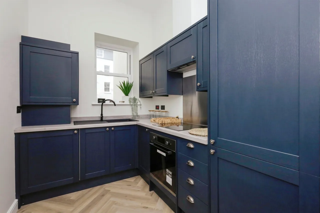 Burlington Place, Eastbourne, BN21, photo 5