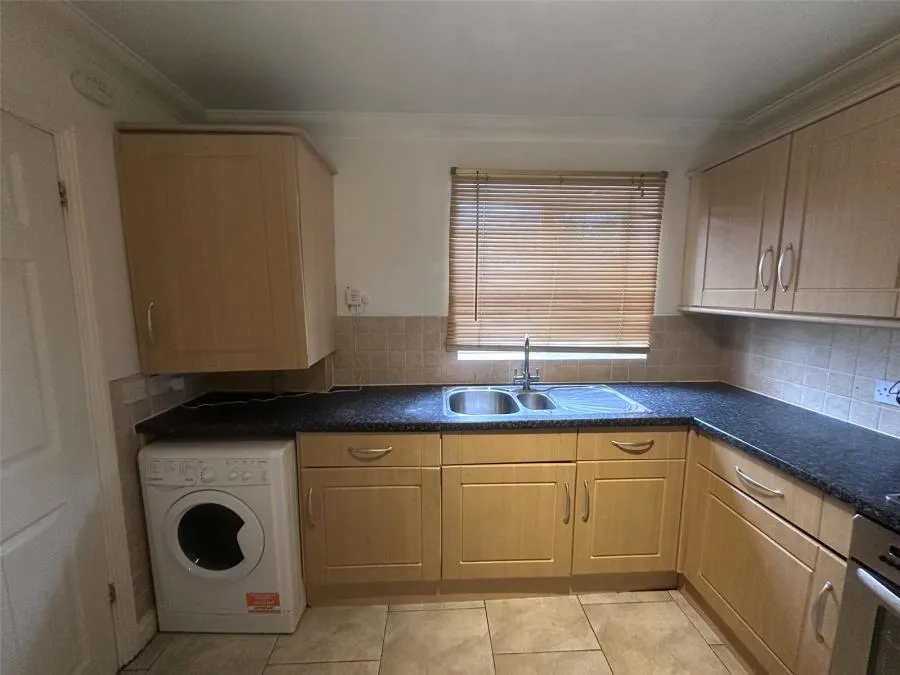 Tavistock Street, Bletchley, MK2, photo 6