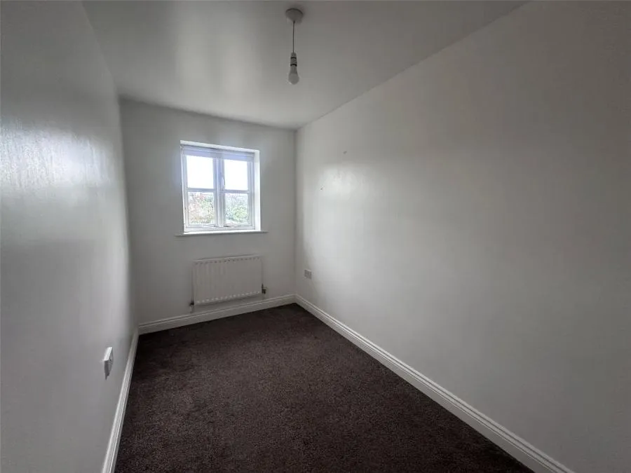Tavistock Street, Bletchley, MK2, photo 16