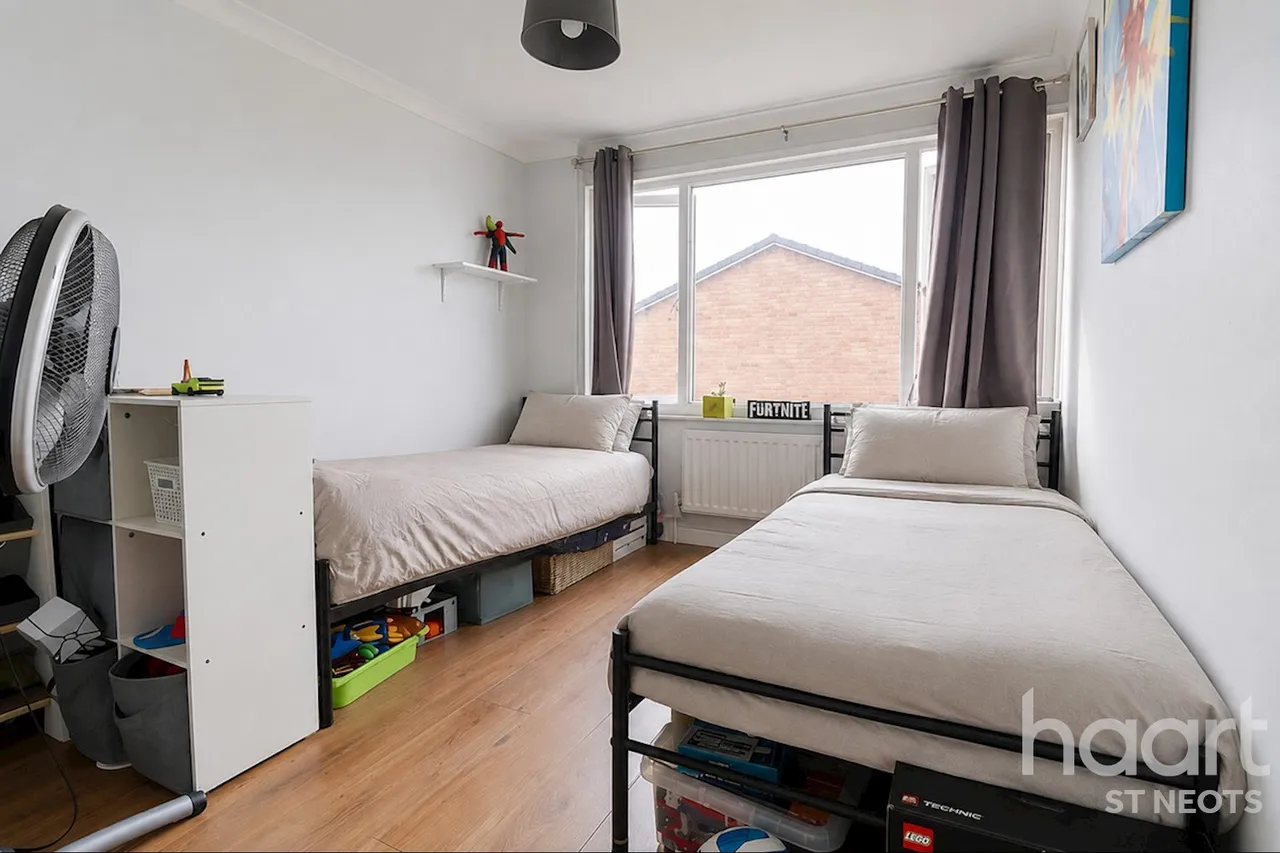 Chapel Field, Great Barford, MK44, photo 9