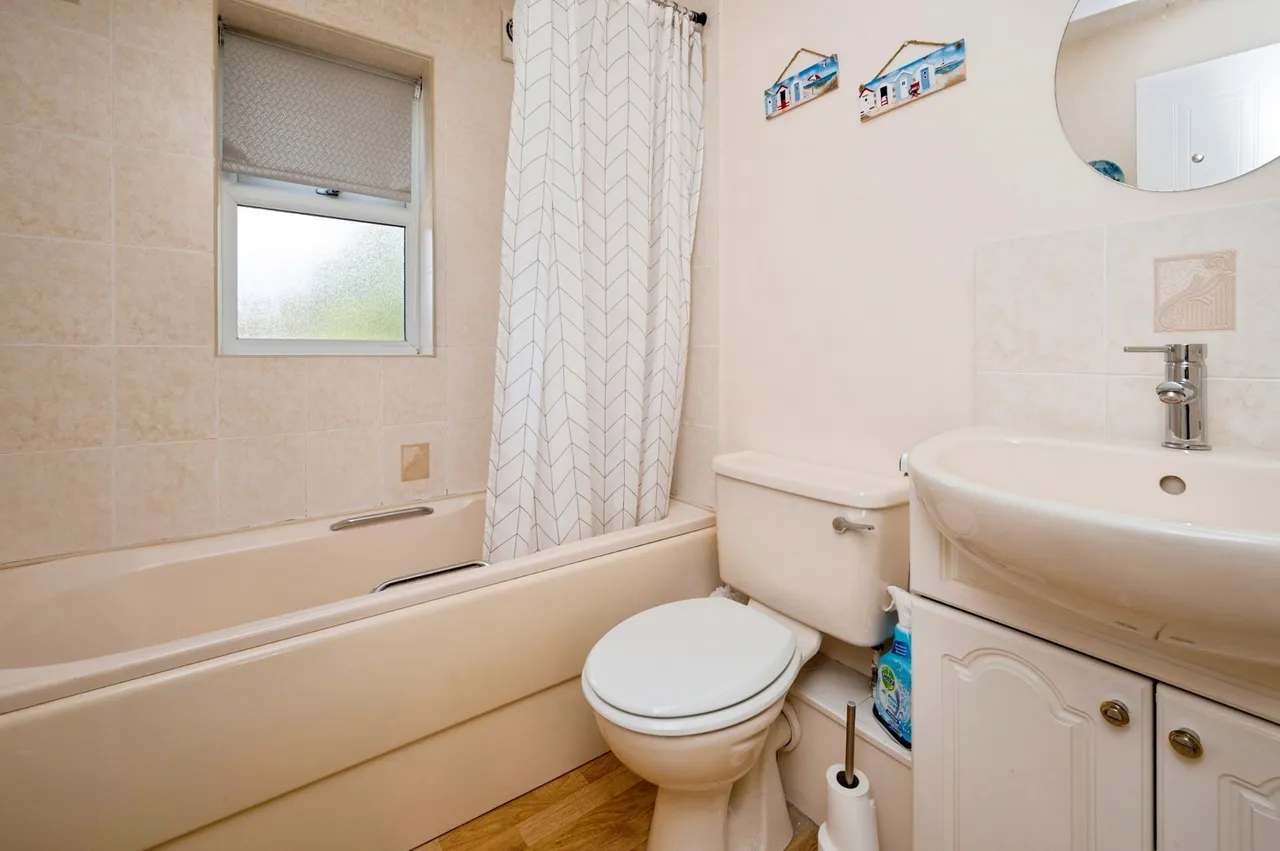 Franderground Drive, Kirkby-in-Ashfield, NG17, photo 15