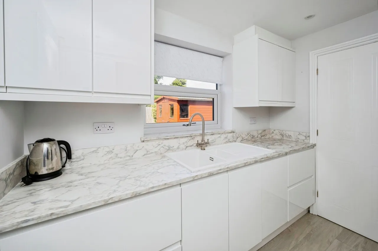 Franderground Drive, Kirkby-in-Ashfield, NG17, photo 3