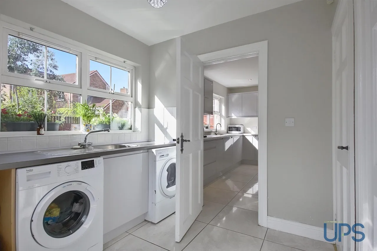 Mount Eagles Drive, Stewartstown Road, BT17, photo 16