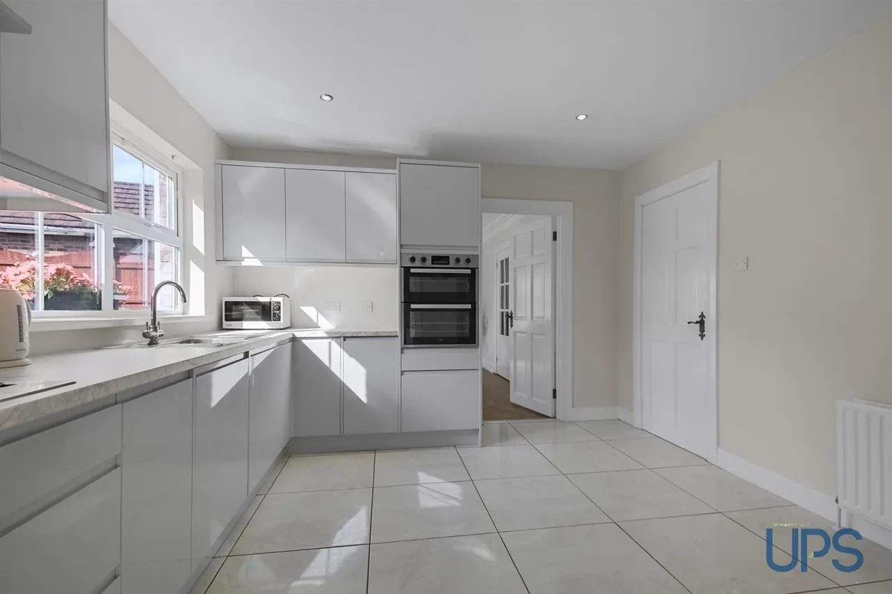 Mount Eagles Drive, Stewartstown Road, BT17, photo 14