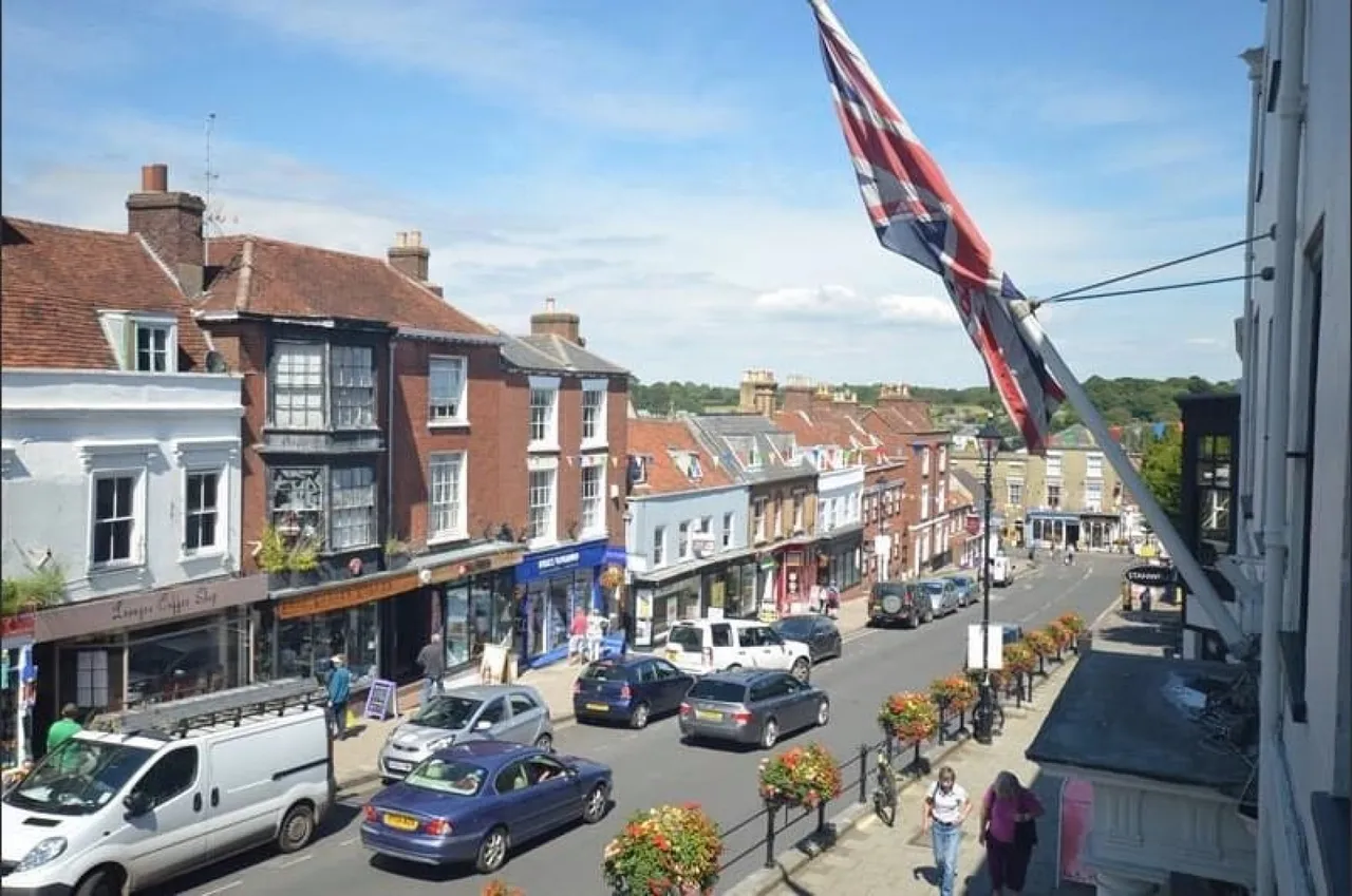 New Street, Lymington, SO41, photo 10