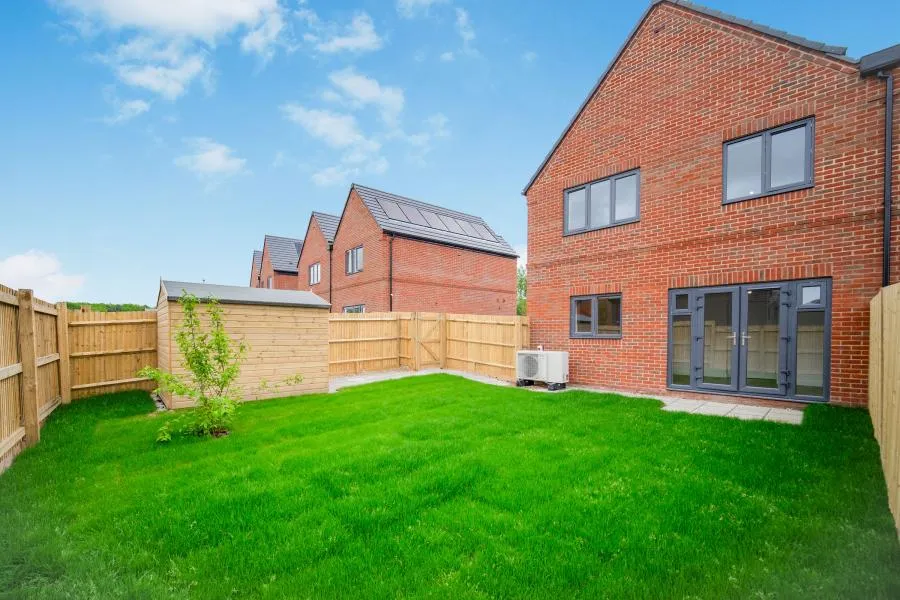 Hailwood Avenue, Crowthorne, RG45, photo 8