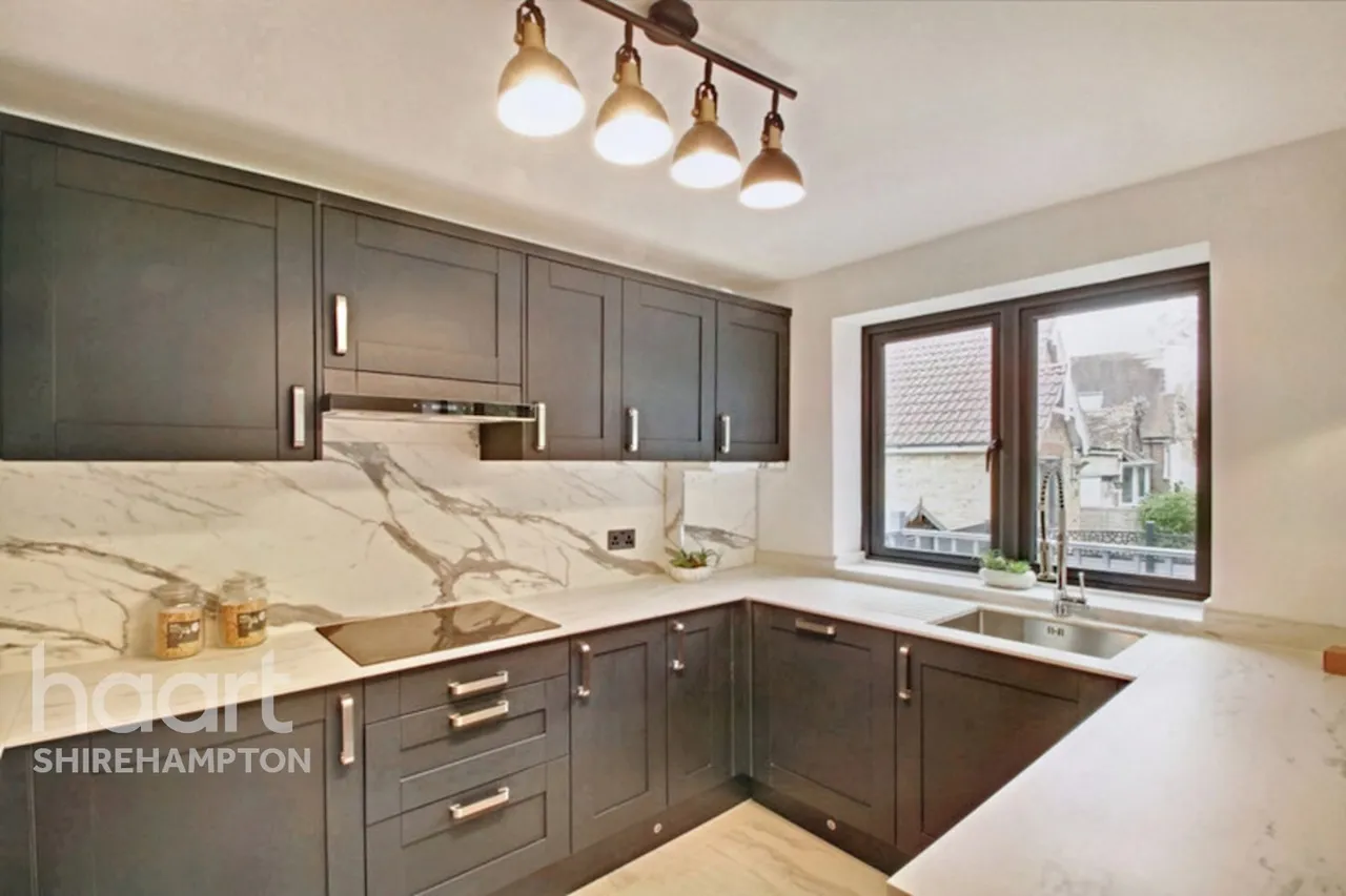 Felix Lane, Shepperton, TW17, photo 5