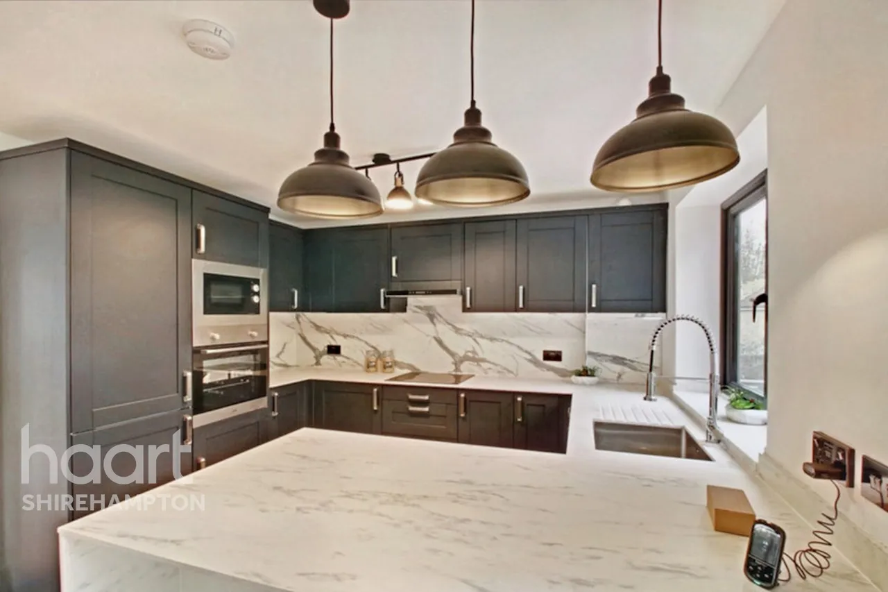 Felix Lane, Shepperton, TW17, photo 4