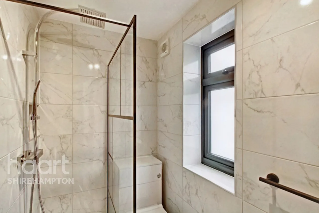 Felix Lane, Shepperton, TW17, photo 6