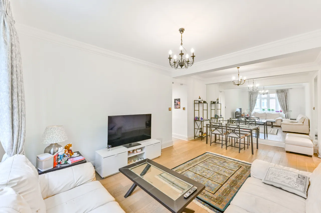 199 Grove Hall Court, Hall Road, London, photo 7