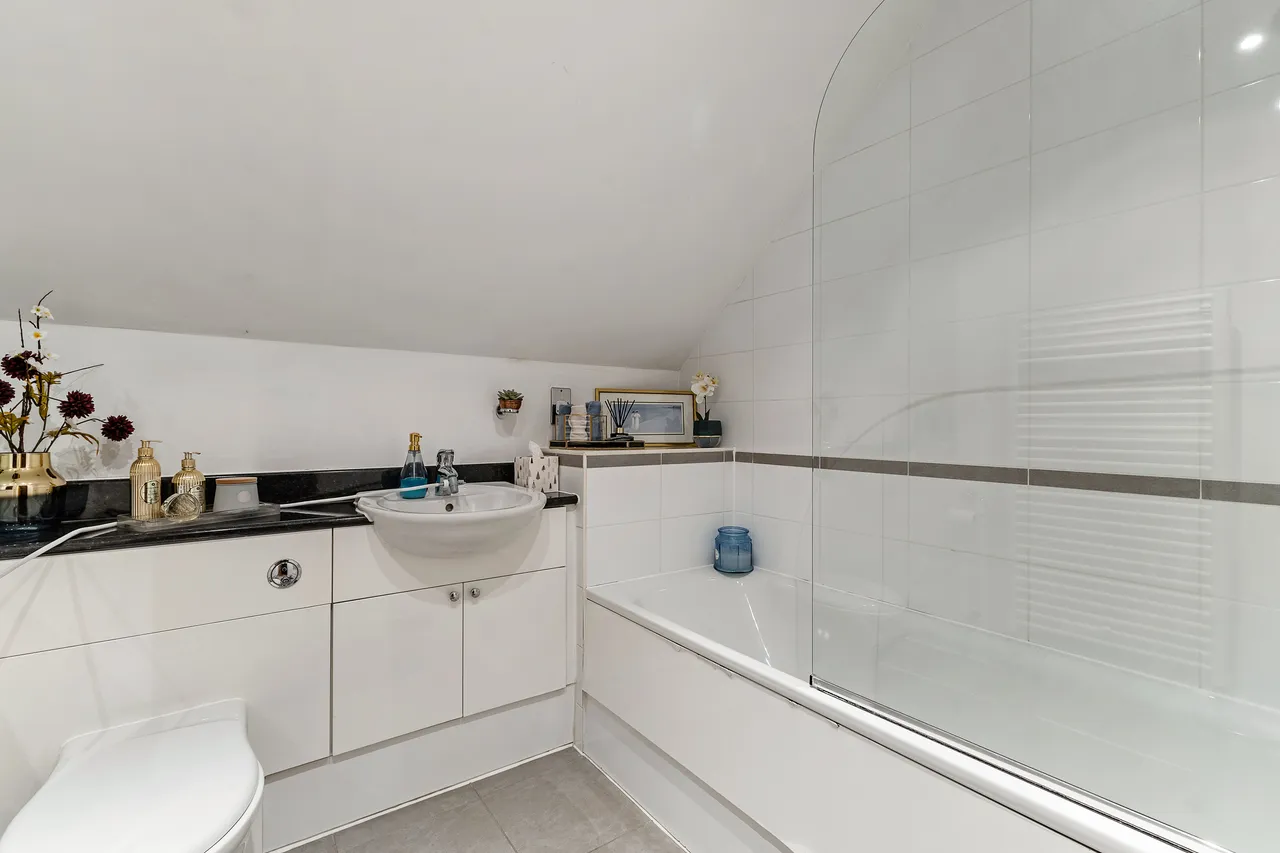 York Road, Guildford, GU1, photo 8