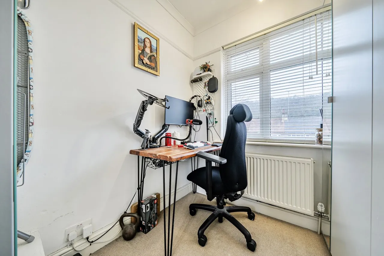 Woodbrook Road, SE2, photo 14
