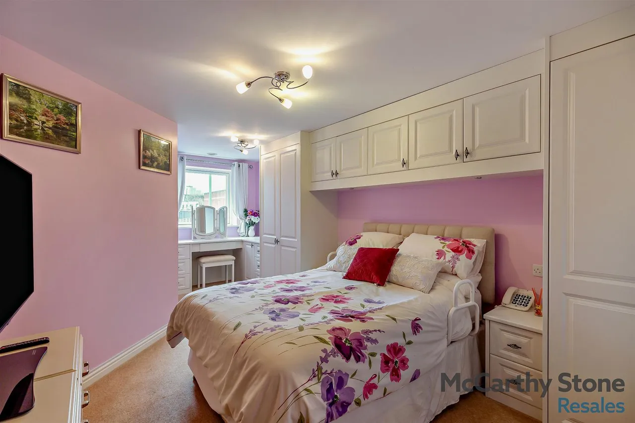 New Road, Basingstoke, RG21, photo 6