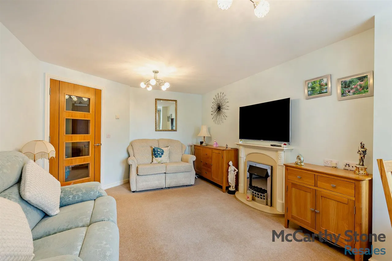 New Road, Basingstoke, RG21, photo 3
