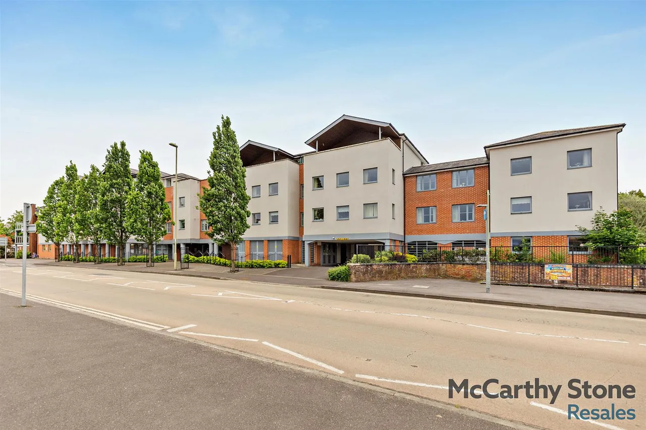 New Road, Basingstoke, RG21, photo 10