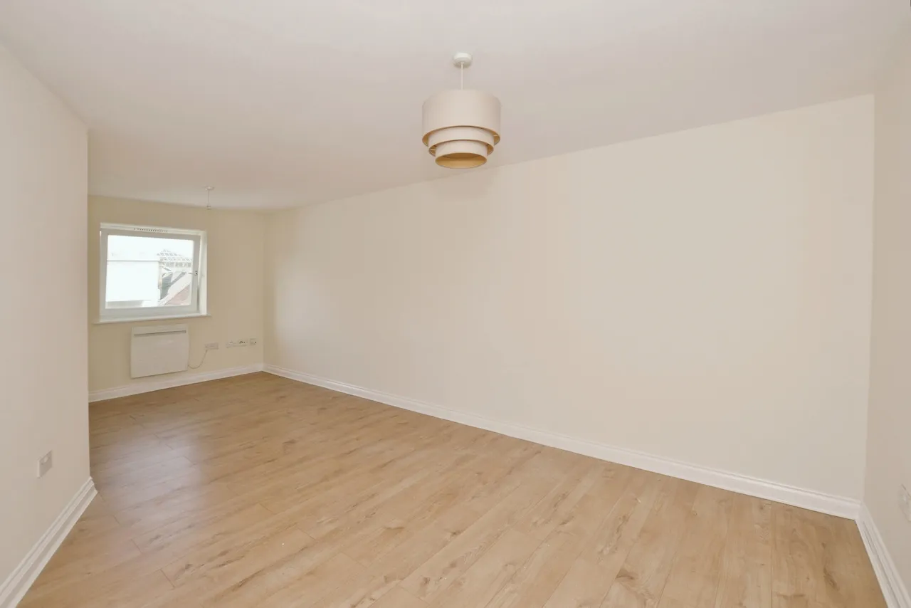 Tufton Street, Ashford, TN23, photo 4