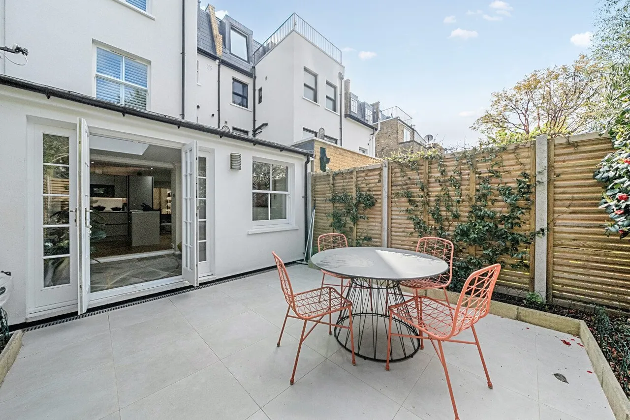 Atherton Street, London, SW11, photo 10