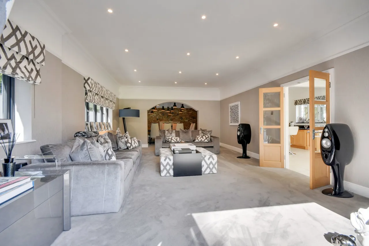 Ongar Outskirts, CM5, photo 11