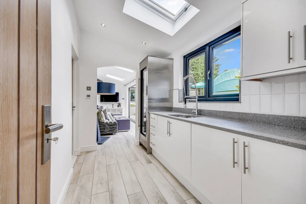 Ongar Outskirts, CM5, photo 21