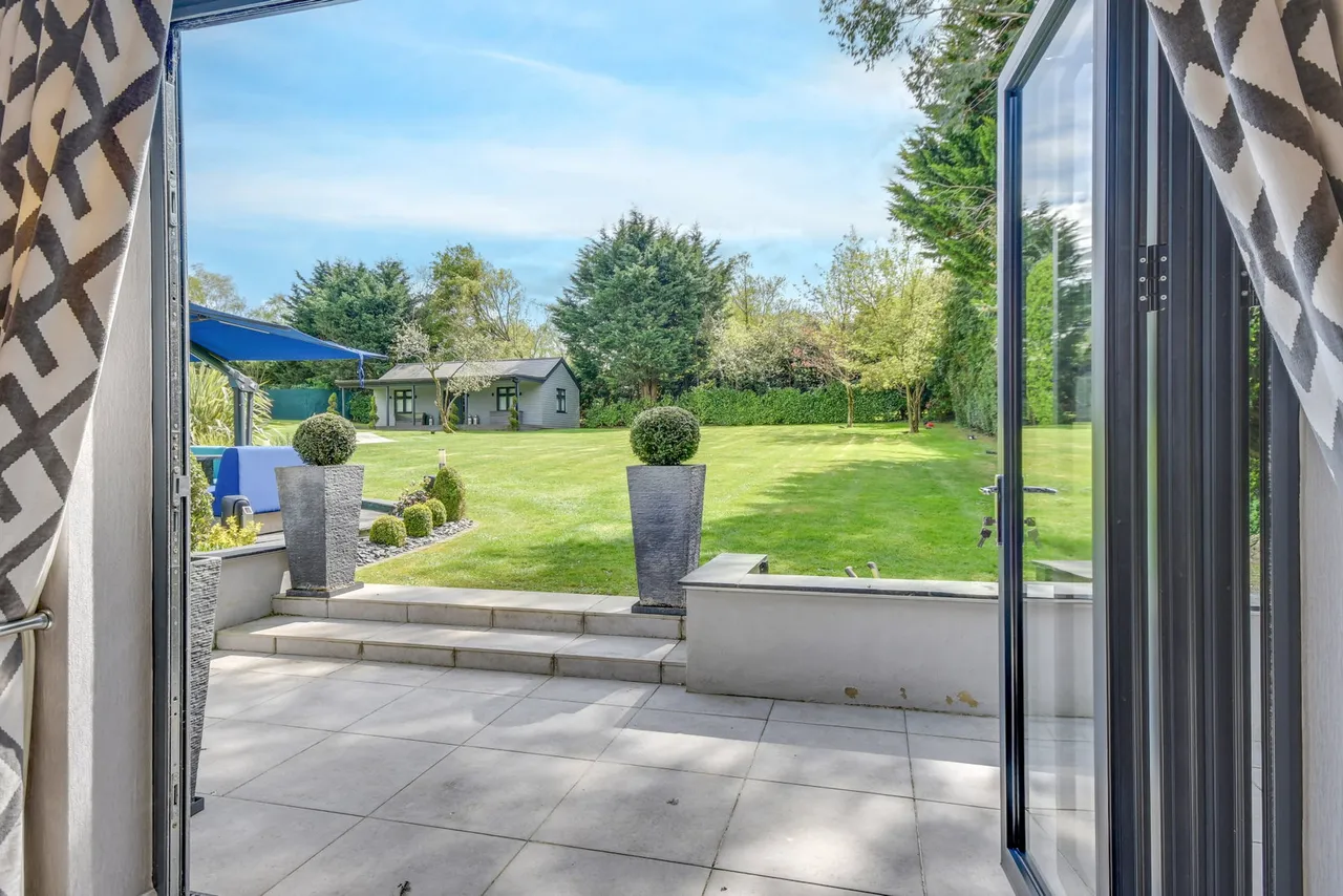 Ongar Outskirts, CM5, photo 10