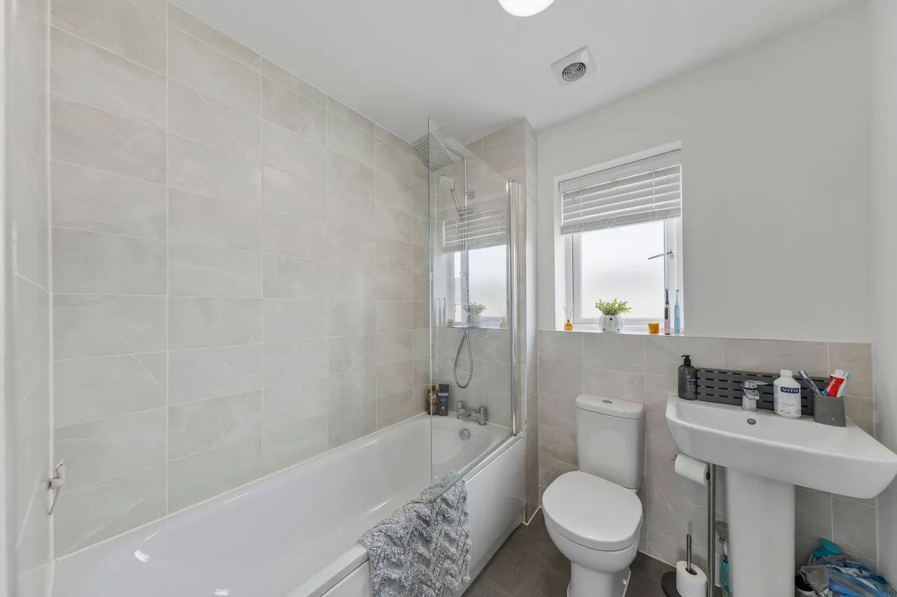 Peninsula Drive, Newton-Le-Willows, Newton-Le-Willows, WA12 8AP, photo 14