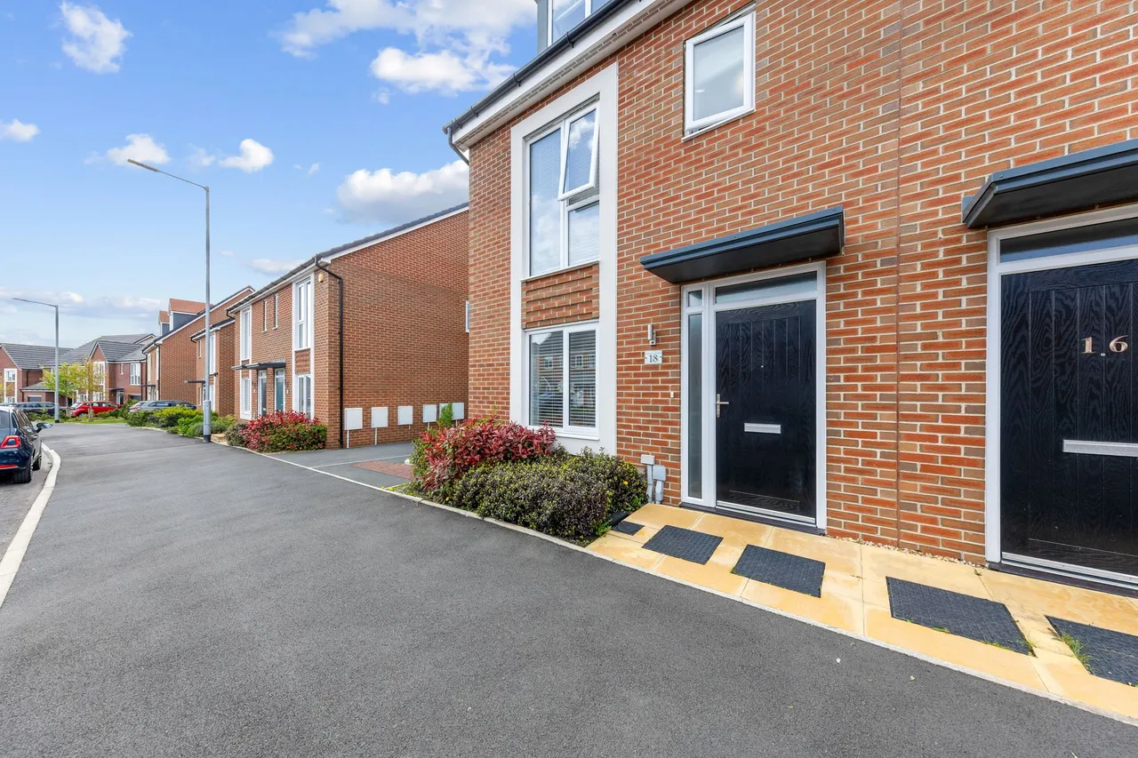 Peninsula Drive, Newton-Le-Willows, Newton-Le-Willows, WA12 8AP, photo 21