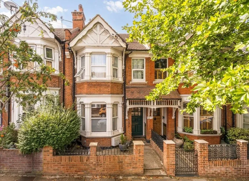 2 bed flat to rent — Kings Road, London, NW10