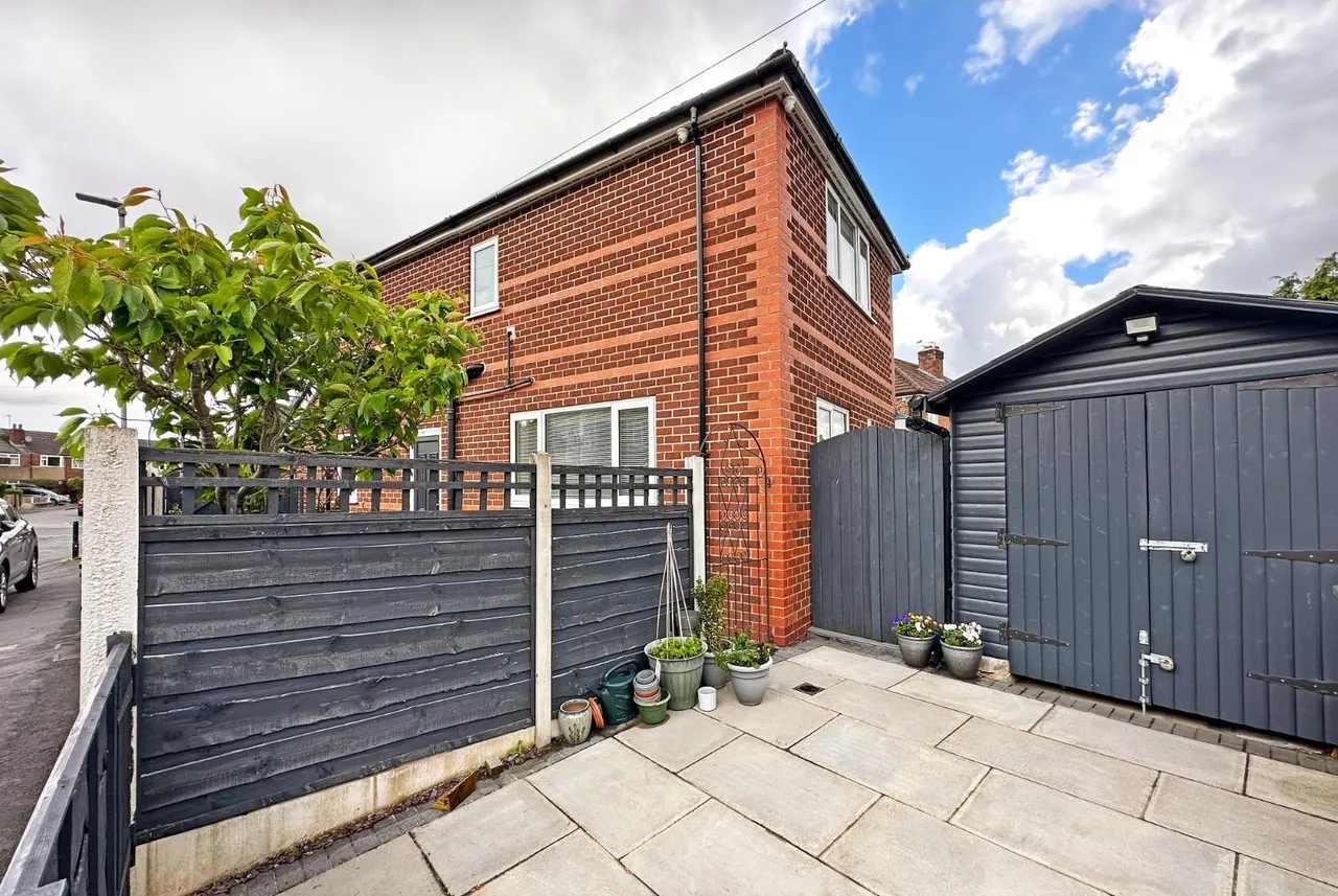 Victoria Road, Timperley WA15 6PP, photo 34