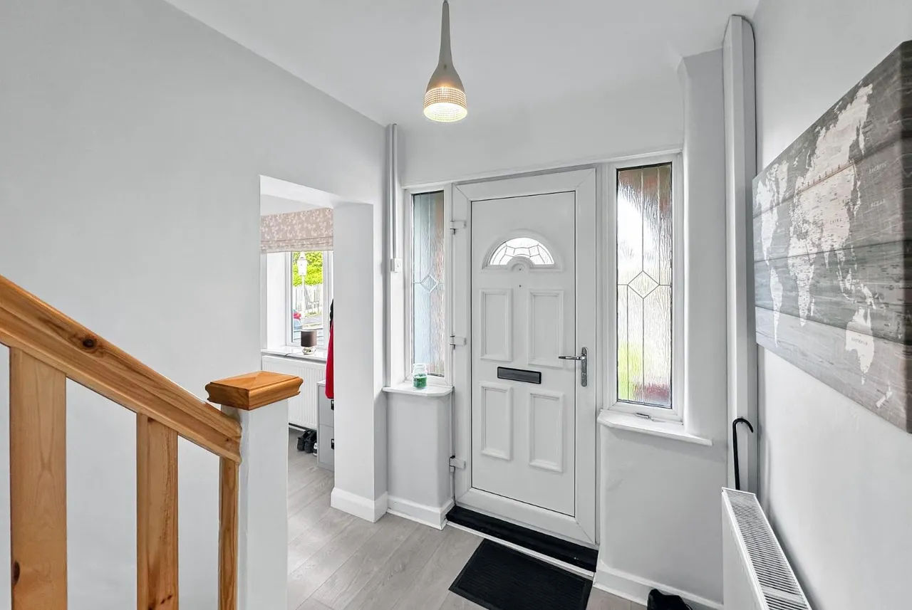 Victoria Road, Timperley WA15 6PP, photo 17