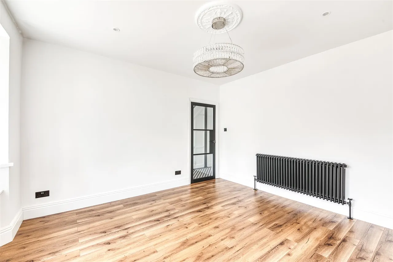 Kings Drive, Littleover, photo 9