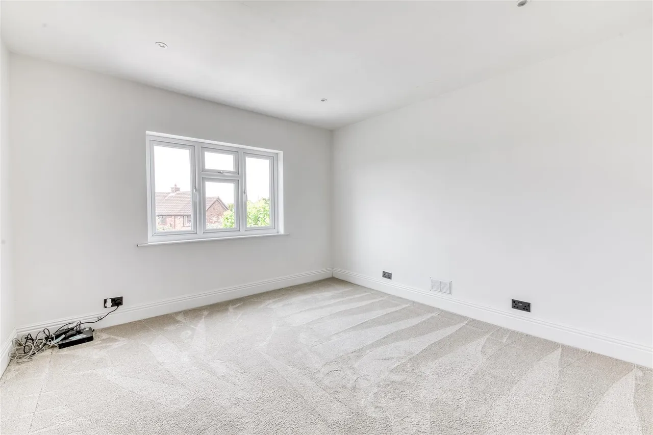 Kings Drive, Littleover, photo 14