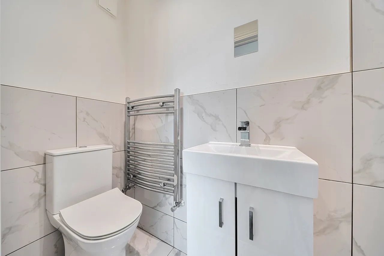 Lordship Lane, SE22, photo 15