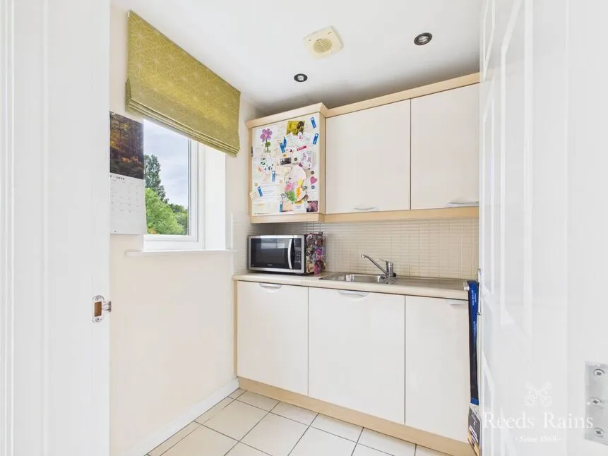 Raines Court, Middlesbrough, North Yorkshire, TS4, photo 12