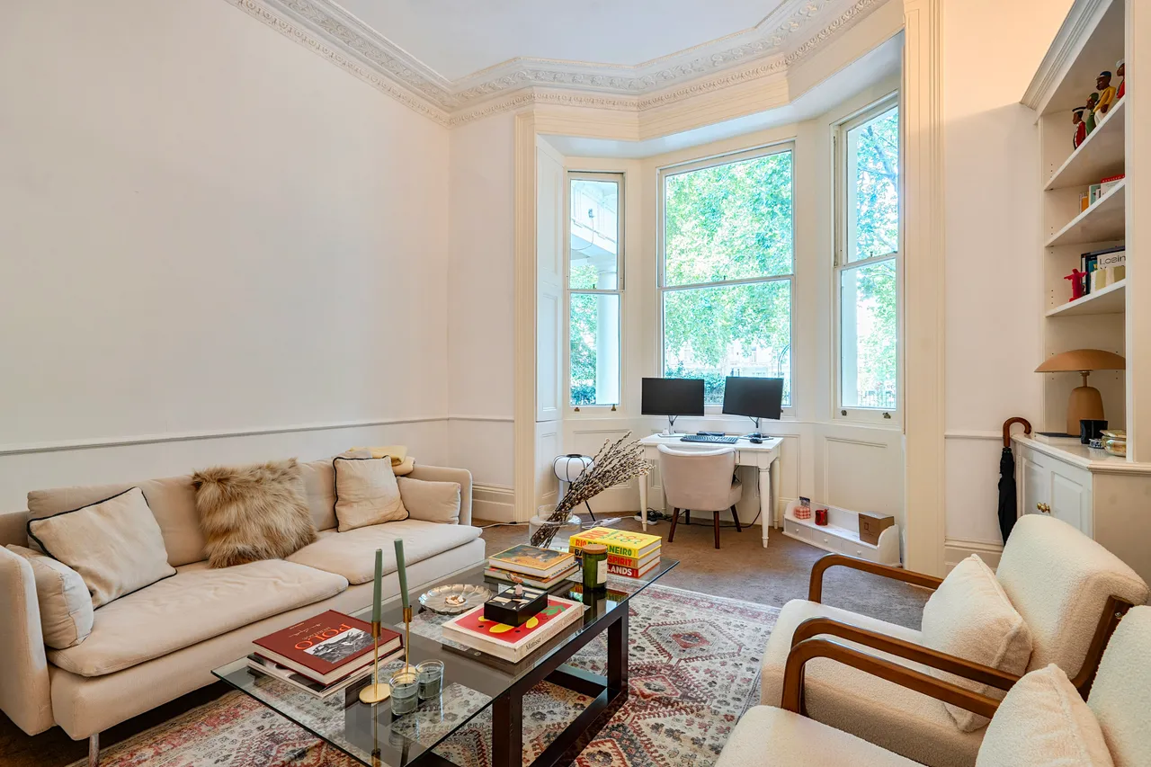 Flat 2, 64 St Georges Square, London, photo 2